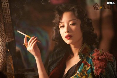 倪妮被曝出道靠潜规则,网传背后金主是谁?