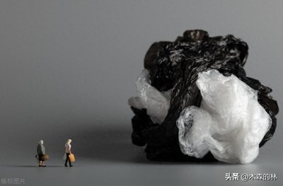 生活妙招分享:各种塑料袋的三角折叠收纳法