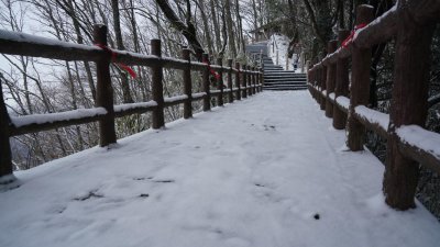 鬼谷岭(4A)-陕南旅行推荐线路之一