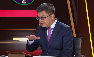 ​中国男篮战胜伊朗，什么是赢球的原因？苏群和杨毅纷纷作出点评