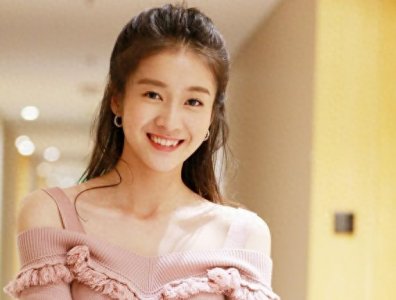 ​圈黍说，热巴后台强硬？杨幂跪T王思聪？