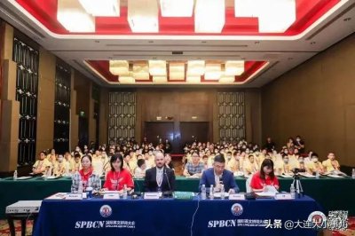 ​SPELLING BEE携手大连嘉汇教育集团，开启精彩赛事！