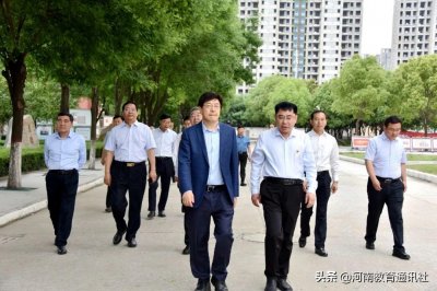 ​河南省教育厅厅长郑邦山深入驻马店高中调研指导