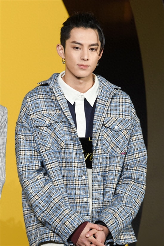 新版流星花园中的“道明寺”扮演者王鹤棣,颜值太高了