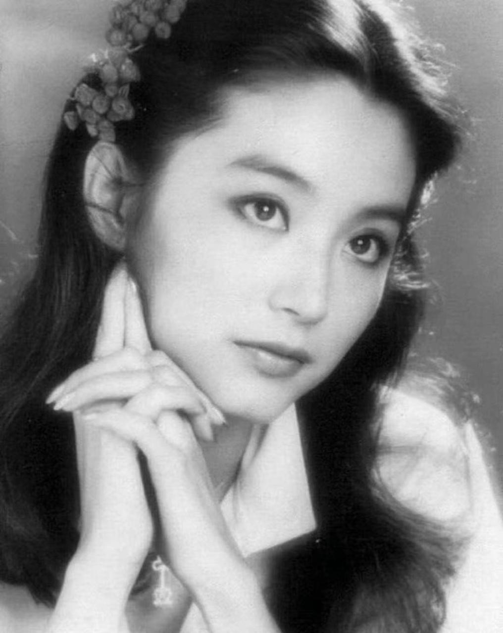 林青霞个人资料(林青霞的三段感情史)-