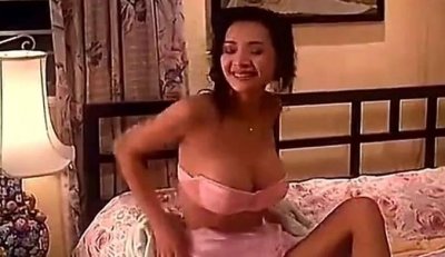 ​叶子媚有露过吗 为什么网友说叶子媚坚持底线从来不露