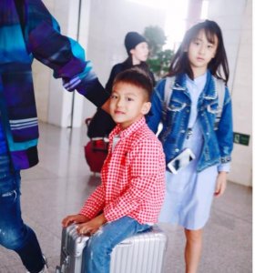 ​田亮是不是重男轻女呢 田亮对森碟森碗的态度是不一样的吗