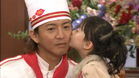 芦田爱菜：3岁成日本国民闺女,8岁挣2亿,18岁进顶尖名校学医...