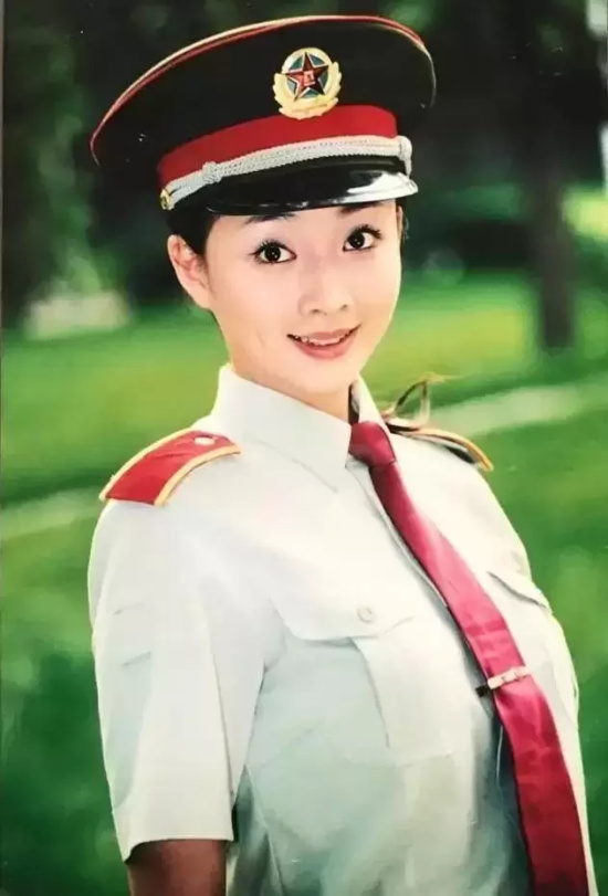 刘亦菲是变性人吗(神仙姐姐刘亦菲被人造谣是变性人)