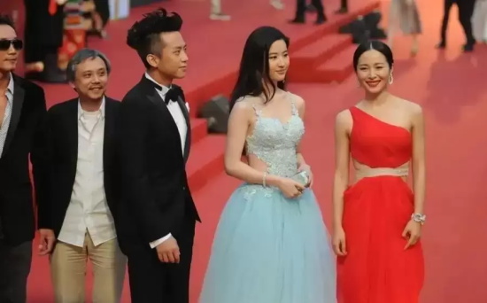 刘亦菲是变性人吗(神仙姐姐刘亦菲被人造谣是变性人)