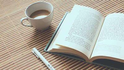 ​农村三部曲的著名作家是周树人呢 有农村三部曲的著名作家是