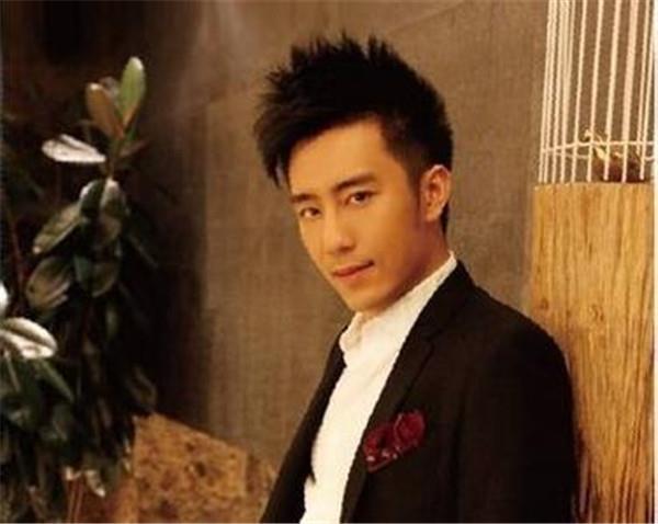 陈欧现任的女明友是谁结婚了吗 冯婴翘和陈欧分手了吗私生活开扒