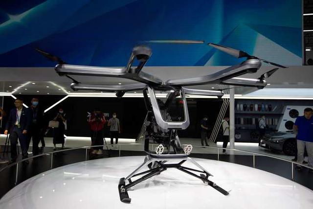 如何评价小鹏发布的「可骑乘智能机器马」?「机器马」可以合法上路吗?-