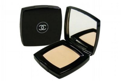 ​粉饼不服帖怎么办 粉饼起粉浮粉是什么原因