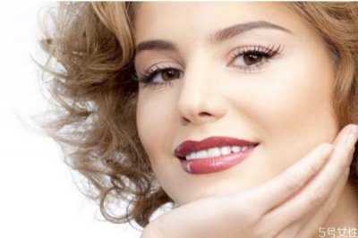 ​防水口红对身体有没有害 口红掉了还需不需要卸妆