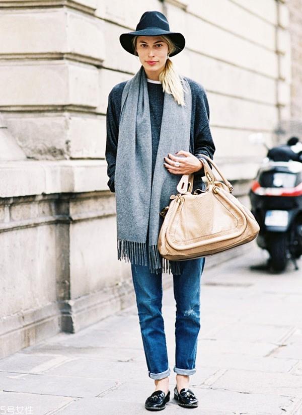 冬季围巾怎么搭配衣服 冬季围巾搭配图片 冬季围巾怎么搭配衣服 冬季围巾搭配图片