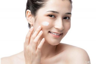 ​哪些护肤品不能够混搭 护肤品可以混搭用吗