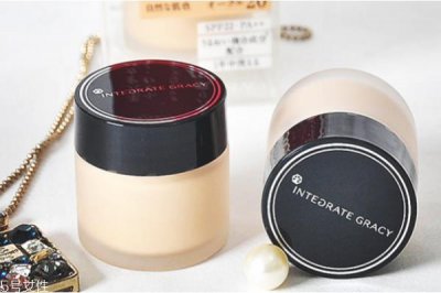 ​粉底霜和隔离霜的区别 区分他们就靠它