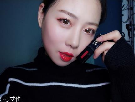 ysl圣罗兰黑管唇釉哪个颜色好看?持久度加分 ysl圣罗兰黑管唇釉哪个颜色好看?持久度加分