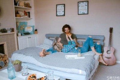 ​如何克制自己不粘老公 不粘老公技巧