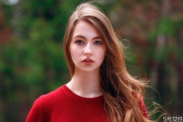 异性喜欢和你开暧昧玩笑怎么办 如何应对异性的暧昧玩笑 异性喜欢和你开暧昧玩笑怎么办 如何应对异性的暧昧玩笑