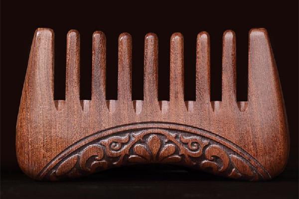 木梳子会起静电吗 木梳子对身体好吗