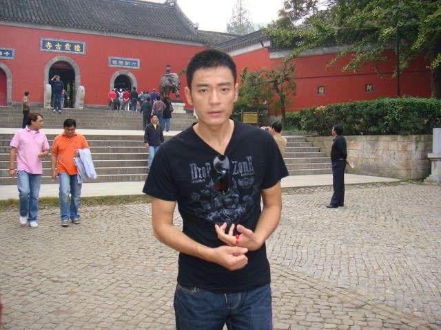 娱乐男演员李光洁个人资料简介(李光洁的三段感情经历介绍) 3