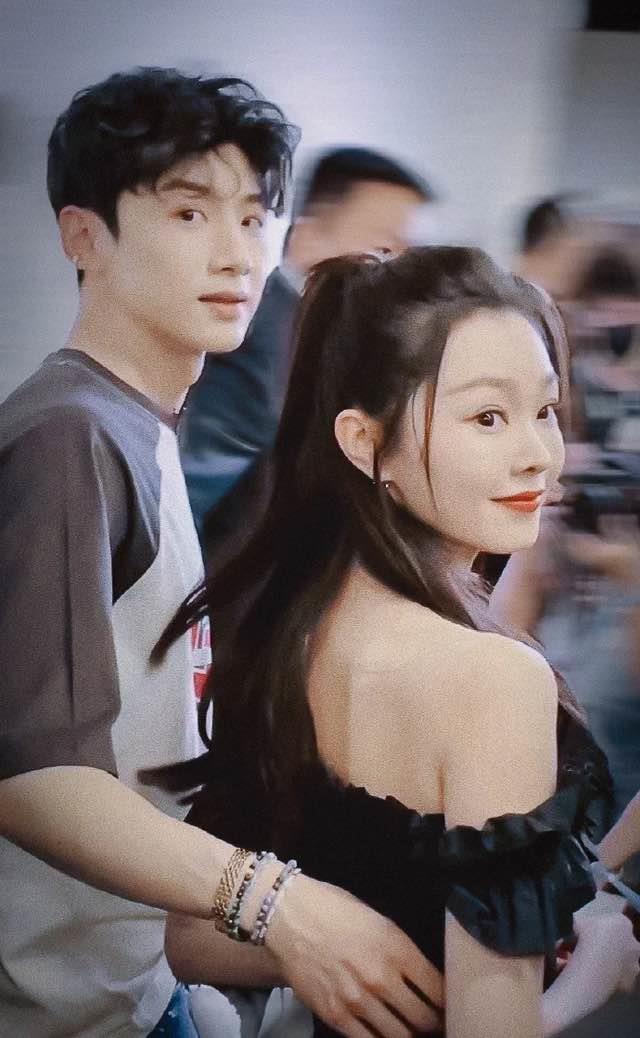 娱乐白敬亭宋轶算官宣啦 2