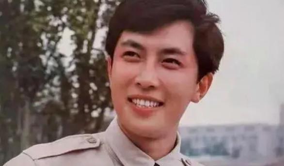 热梗奶油小生是褒义还是贬义（奶油小生和小鲜肉的区别）  2