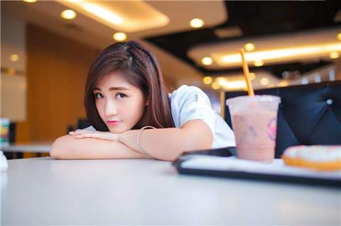 女生和男生聊天技巧，和相亲男微信聊天技巧