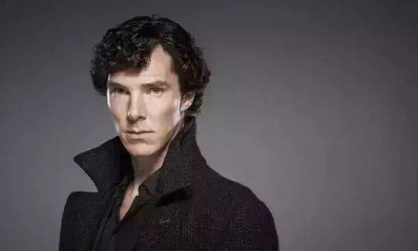 外号:缺爷因为他的姓Cumberbatch最后一个发音“ch”有点类似中文的“缺”…