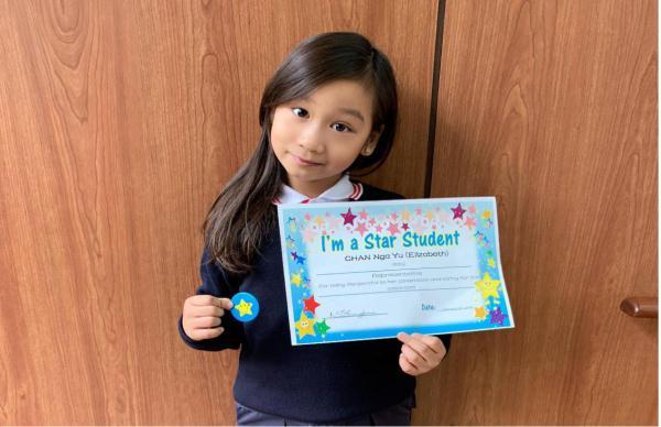 陈浩民4个孩子长大了!大女儿肤色变白颜值开挂,三女儿最可爱