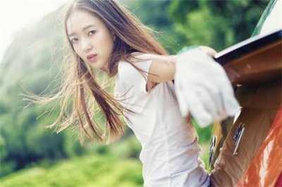 ​女朋友说饿了怎么回复她？解决问题最关键