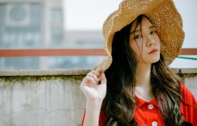 ​女孩子假拒绝真考验男的表现，看穿她的假拒绝