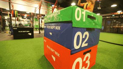 她30岁开始健身,50岁身材秒杀林志玲,这才是真正的不老女神