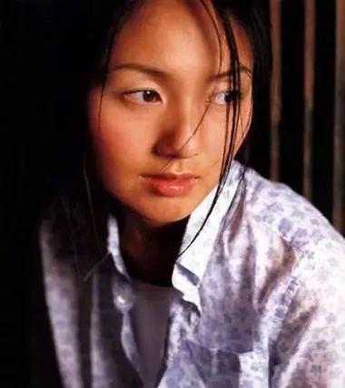 杨千嬅这首歌 18 年后再度爆红,背后的故事更动人!那一次,他们等了十年…