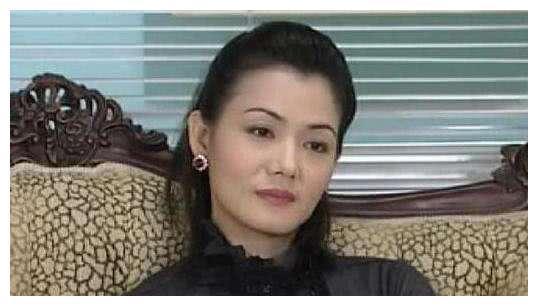 她一生没谈过恋爱?50岁拍戏过度劳累去世,器官捐赠救活三人