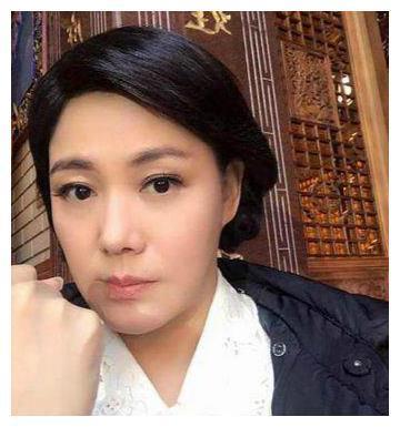 她一生没谈过恋爱?50岁拍戏过度劳累去世,器官捐赠救活三人