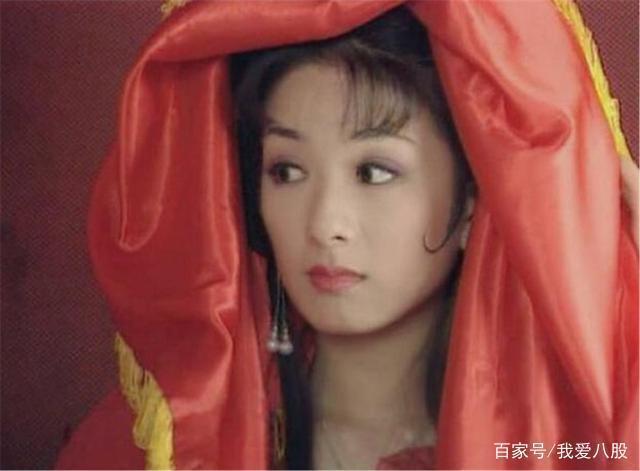 她5年离2次婚,遭前夫家暴折磨,如今没戏可拍却坐轮椅捐款70万!