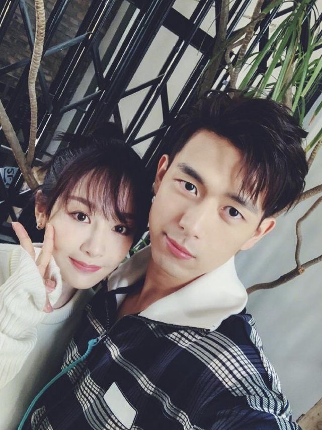 李现回复明日花的生日祝福了,太爱这个坦坦荡荡的男人了