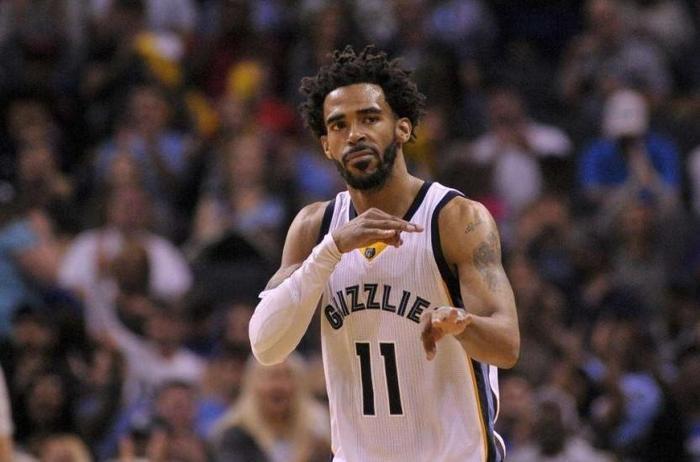 07届杜兰特得分已近22000分, 同届的康利, 易建联分别得多少分?