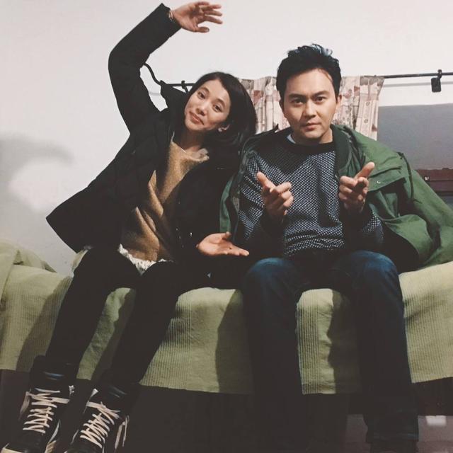 一直素颜的袁咏仪,被张智霖宠爱26年,不可思议