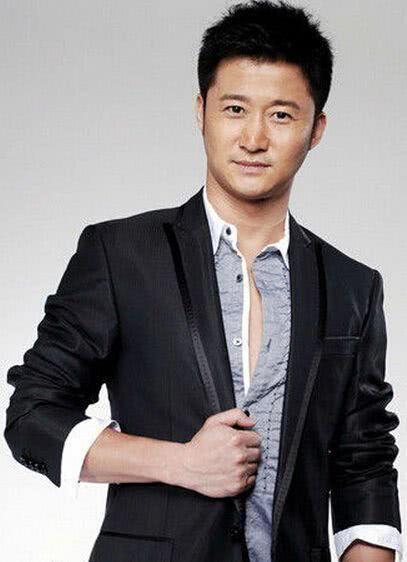 吴京被问娱乐圈中哪个人最能打?脱口而出三个字,不是成龙而是他