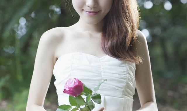 云南山歌歌词欣赏:山歌好唱口难开 樱桃好吃树难栽