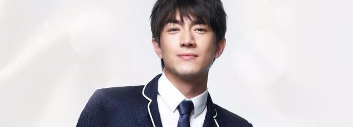 林更新进厨房体验做菜秀厨艺，然而却被网友的回复打脸