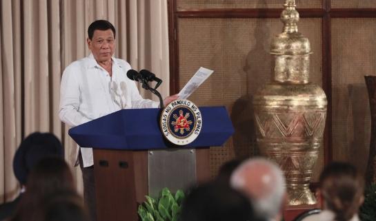 杜特尔特收入受质疑 回呛反对派:我有钱,就不告诉你在哪