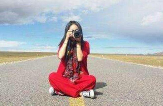 川藏线上的穷游女，不存在没有代价的搭车，苦楚只有自己明白