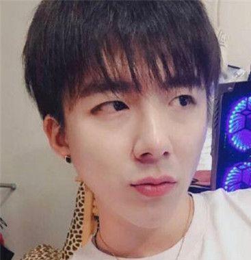 抖音公认4大男神,刘宇宁第四,刘二豆第一实至名归?