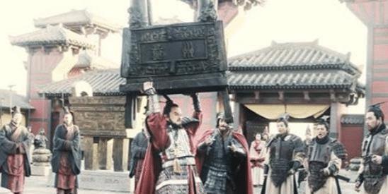 秦武王为何要举鼎,这背后的意义是什么,为何后世的人一直在追捧