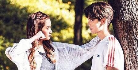 关晓彤鹿晗又发糖,甜蜜定情电视剧开播,粉丝称赞连连